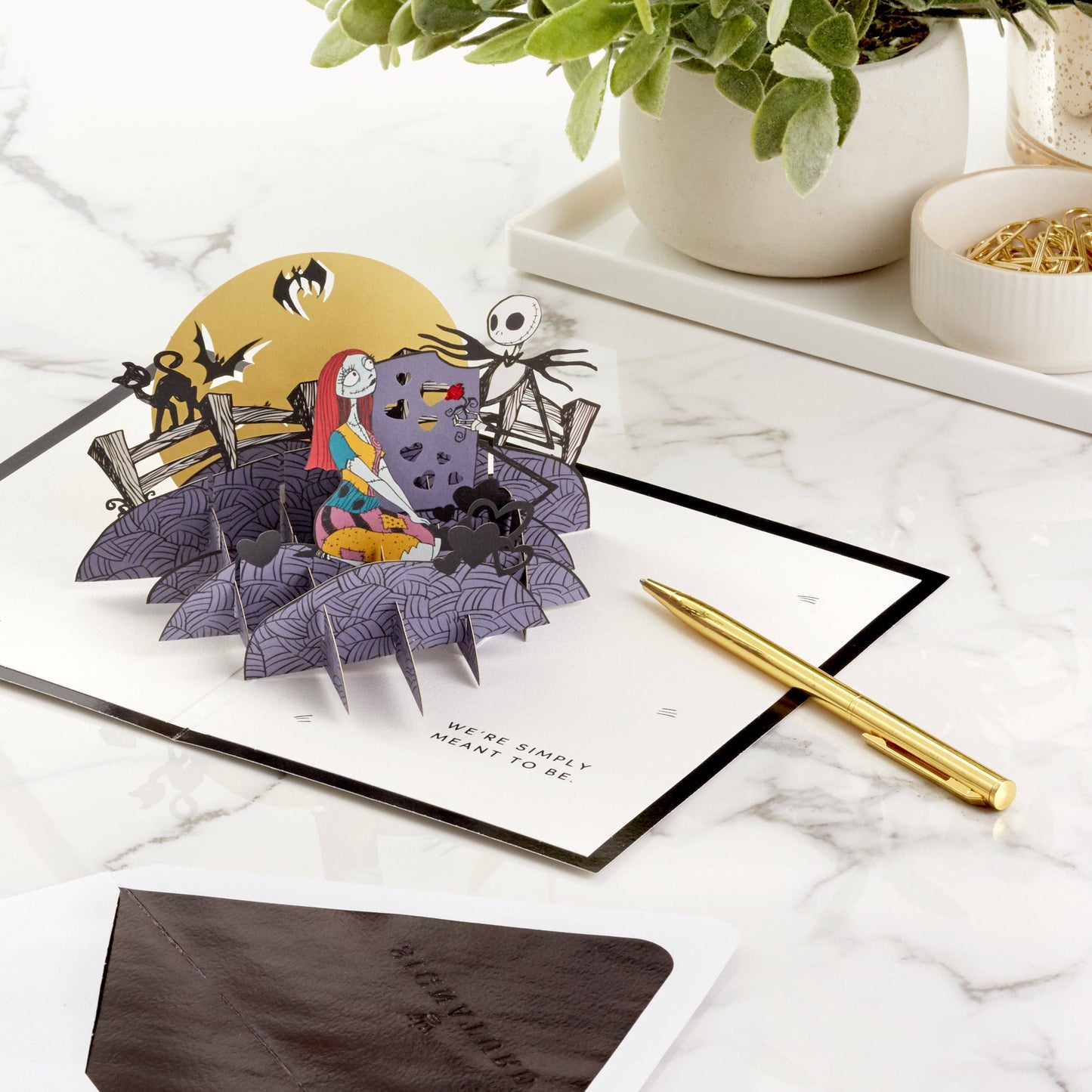 Disney The Nightmare Before Christmas - 3D Pop-Up Graveyard Greetings Card